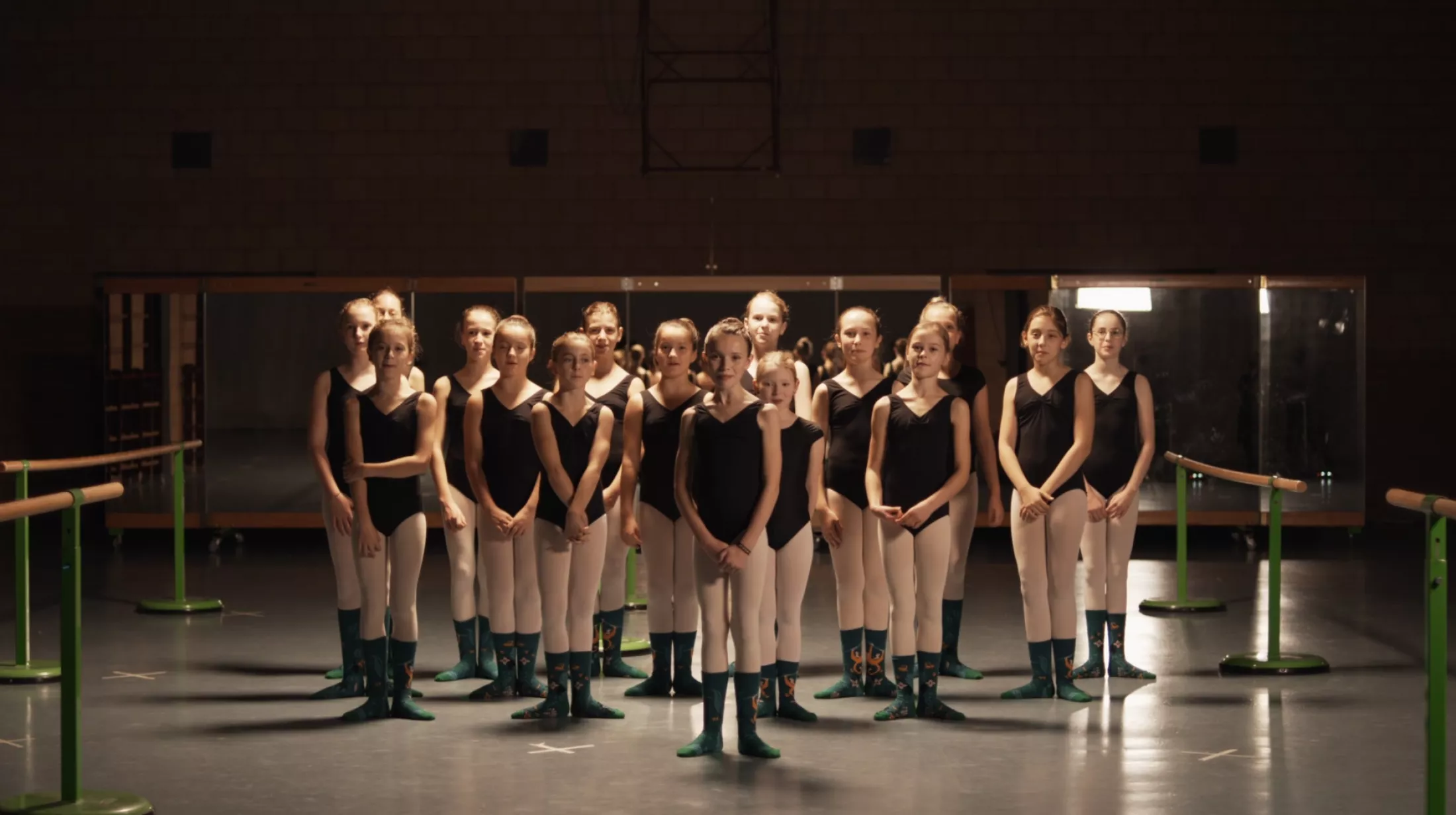 Een groepje jonge ballerina's.